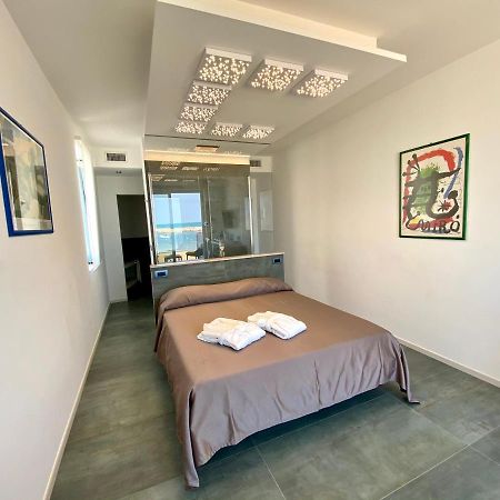 Marina Bay Suites Peschici Exterior foto