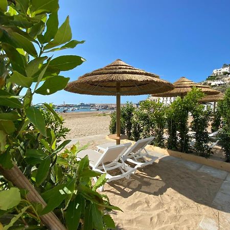 Marina Bay Suites Peschici Exterior foto