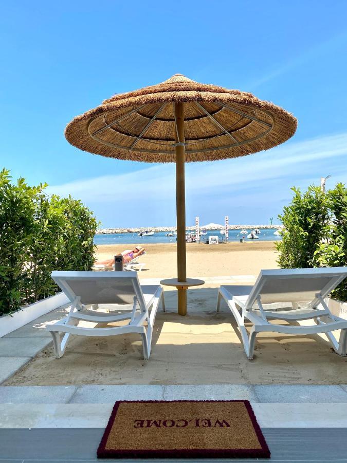 Marina Bay Suites Peschici Exterior foto