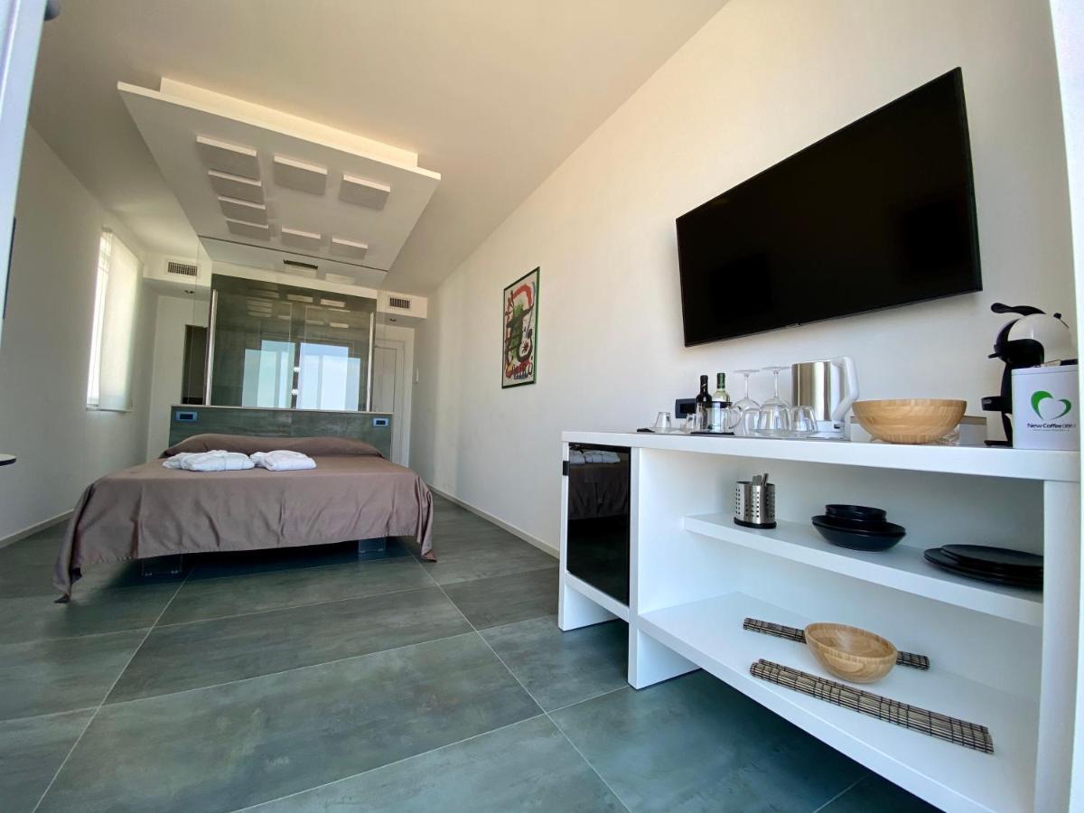Marina Bay Suites Peschici Exterior foto