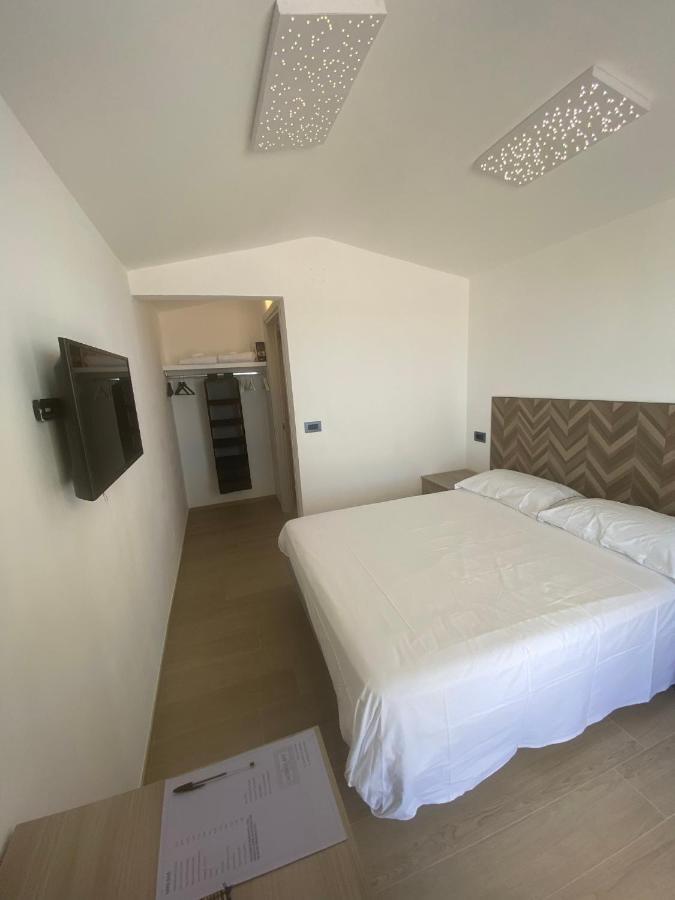 Marina Bay Suites Peschici Exterior foto